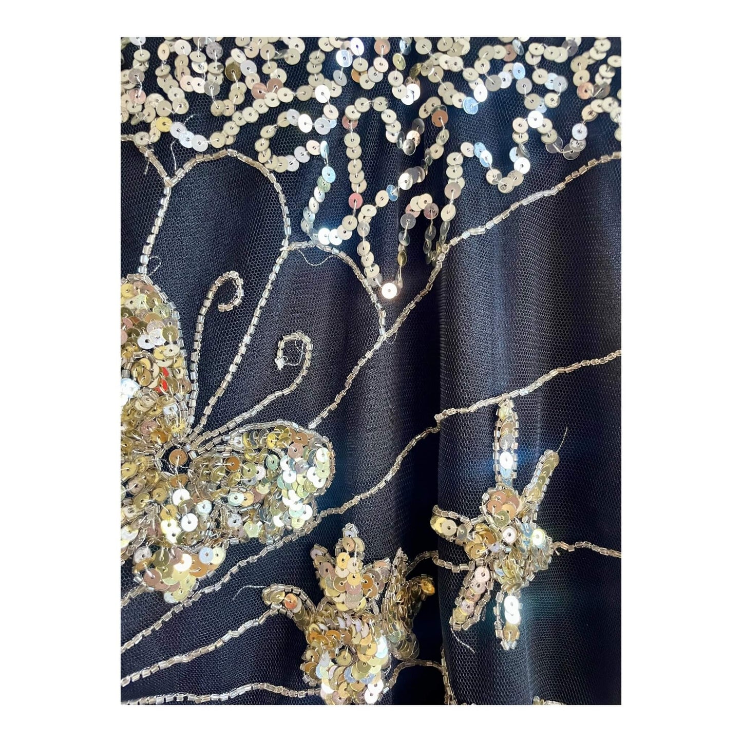 Débardeur noir sequins papillon