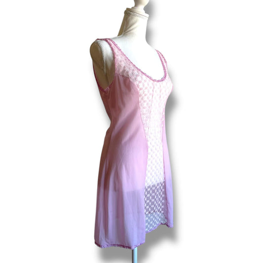 Nuisette rose voile et dentelle