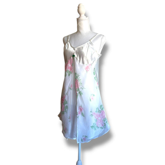Nuisette blanche à imprimé floral rose