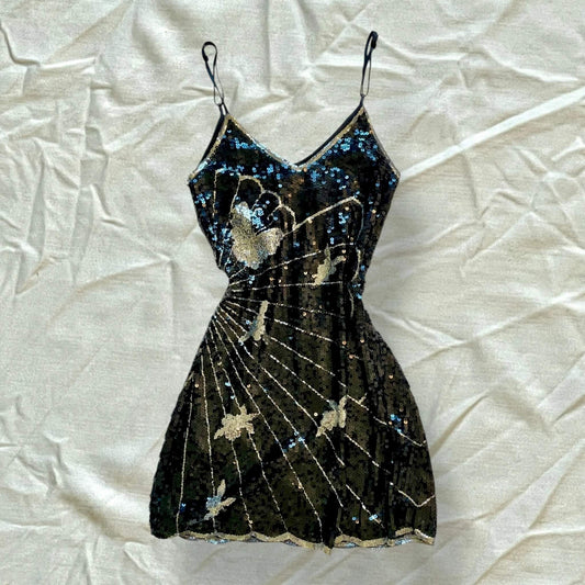 Robe noir à sequins papillons