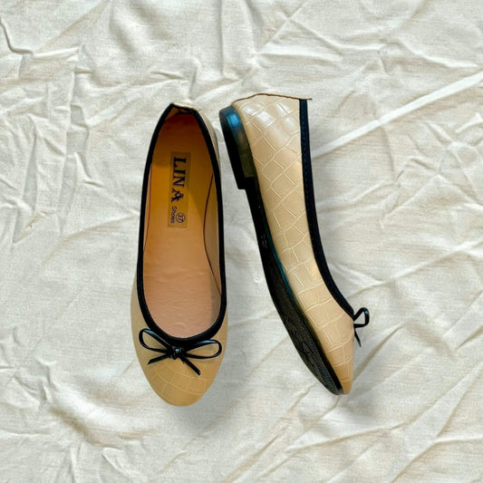 Ballerines beige et noir