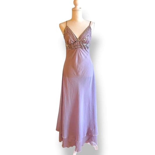 Robe longue violet à sequins