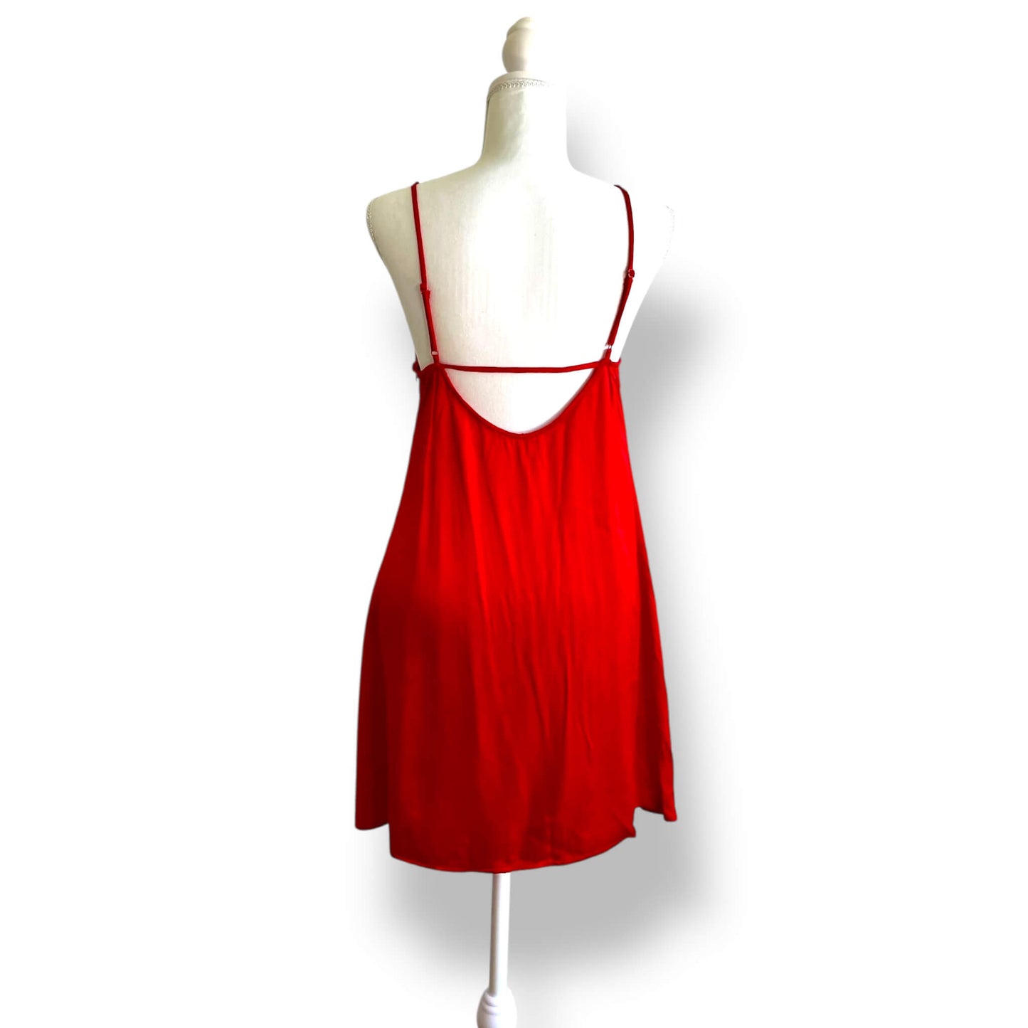 Robe rouge satin