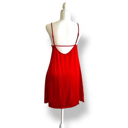 Robe rouge satin