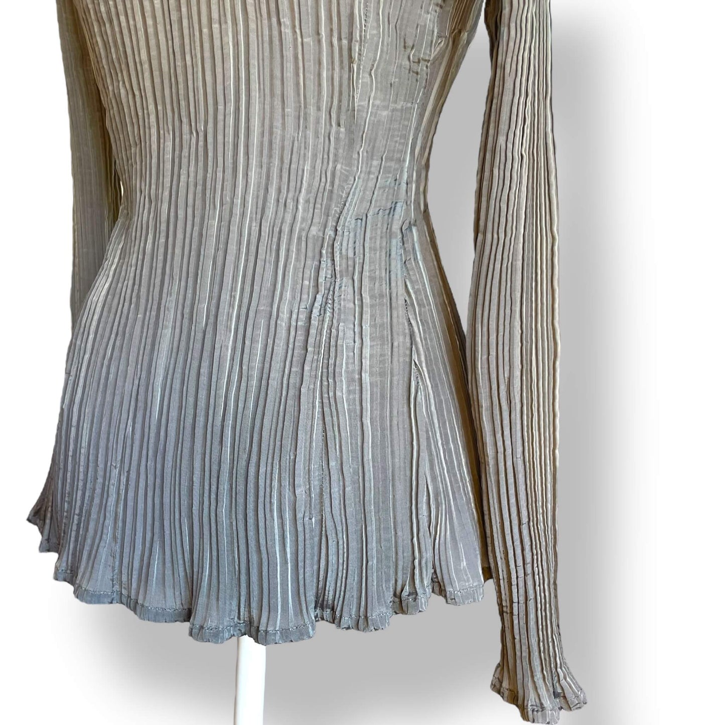 Chemise effet froissé gris brillant