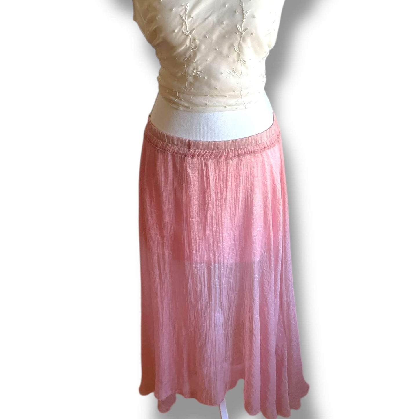 Jupe rose asymétrique texturée
