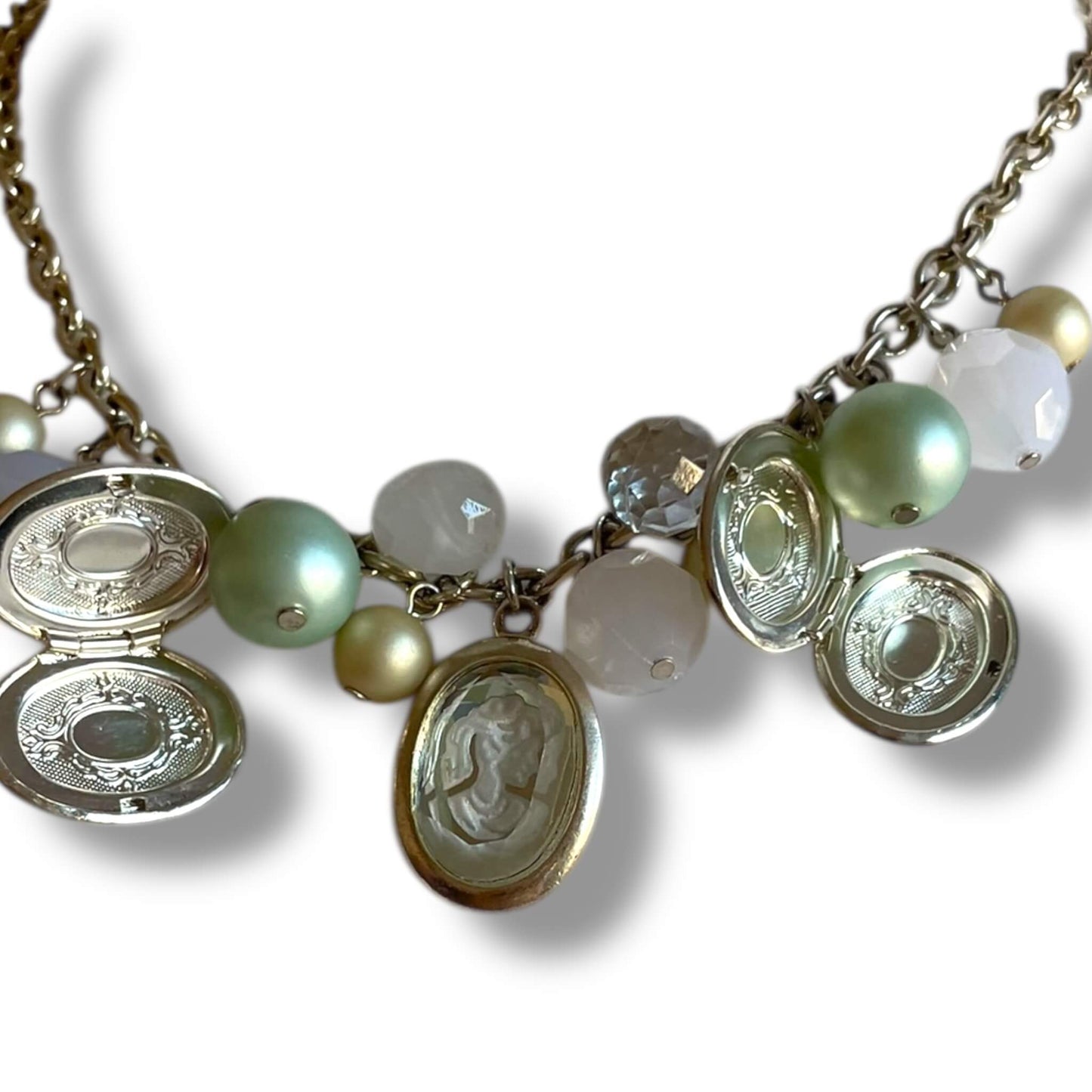 Collier à breloques